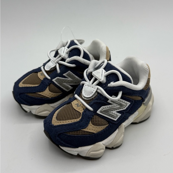 Baby/Toddler New Balance 9060 Navy - Picture 2 of 4